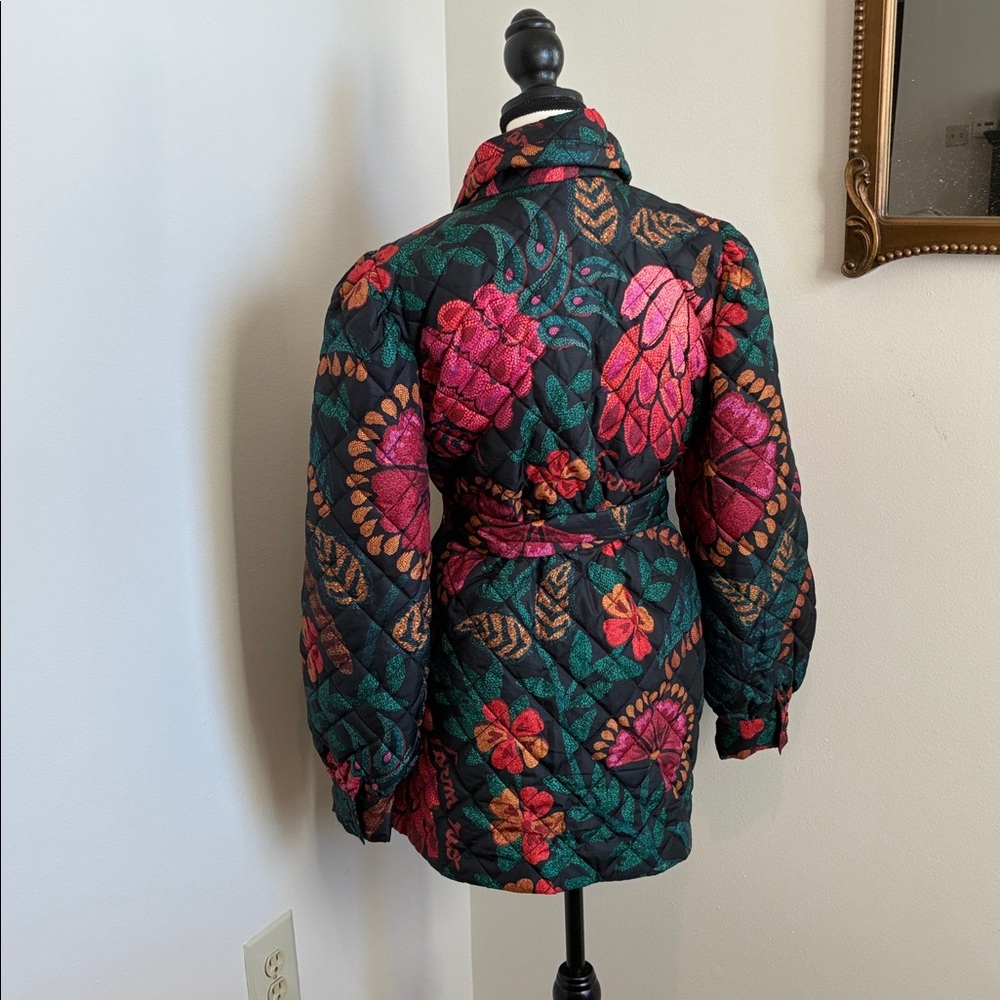 FARM Rio Multicolor Floral Puffer Jacket - Picture 4 of 7